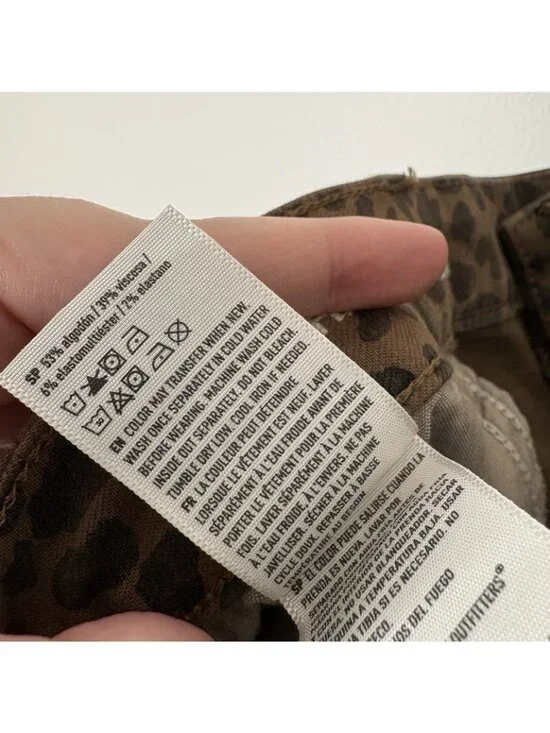 American Eagle Women 20 Leopard Next Level Stretch Super Hi-Rise Jegging NWOT - Picture 13 of 13